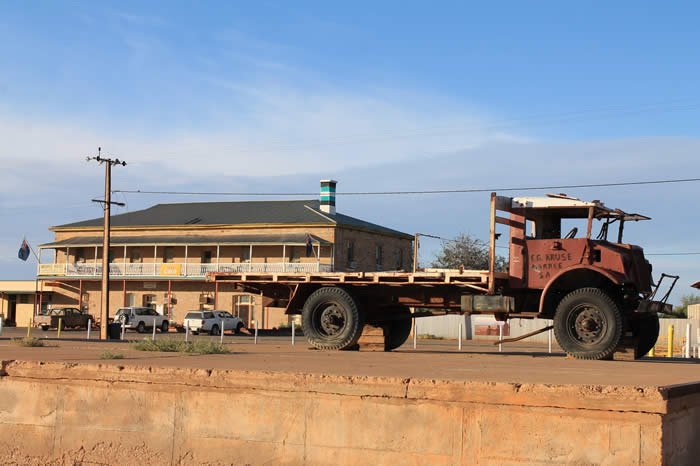 The Marree Hotel and old Tom Kruse truck